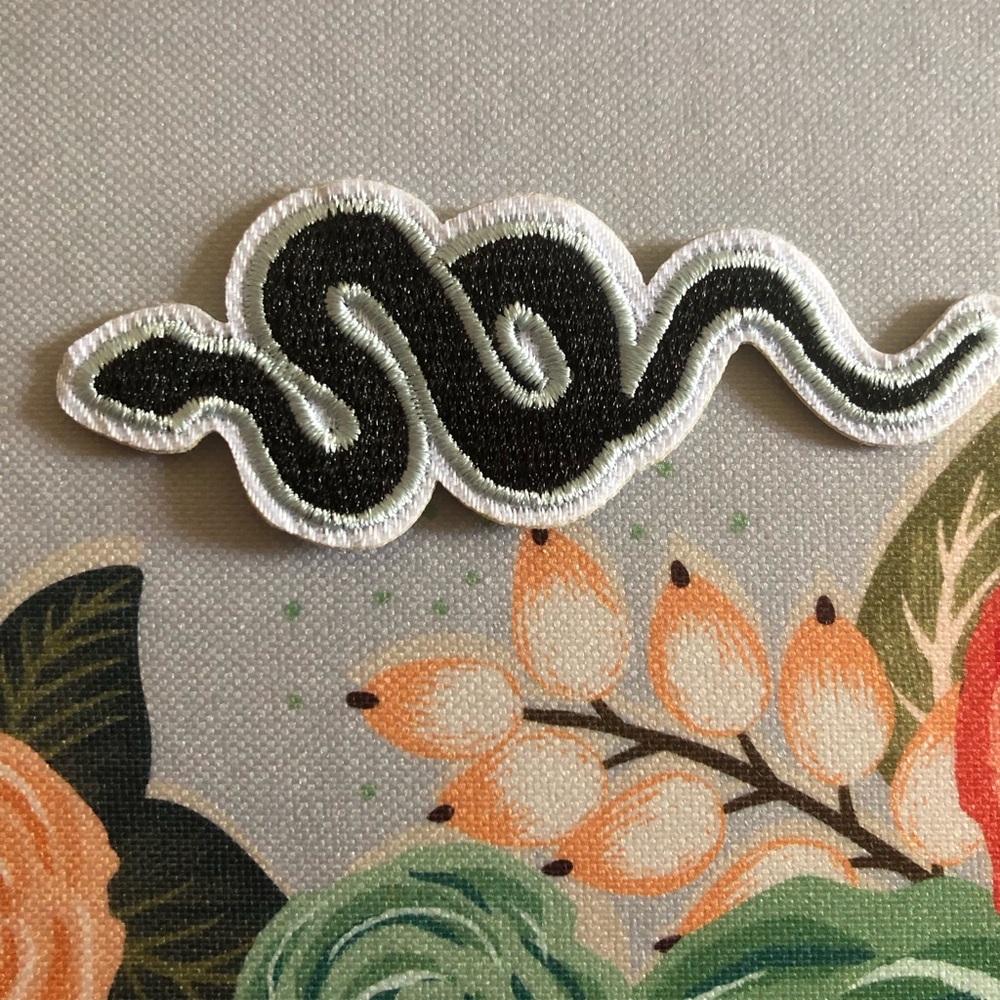 Black & White Snake Embroidered Patch - Stylish Habitat Accessory